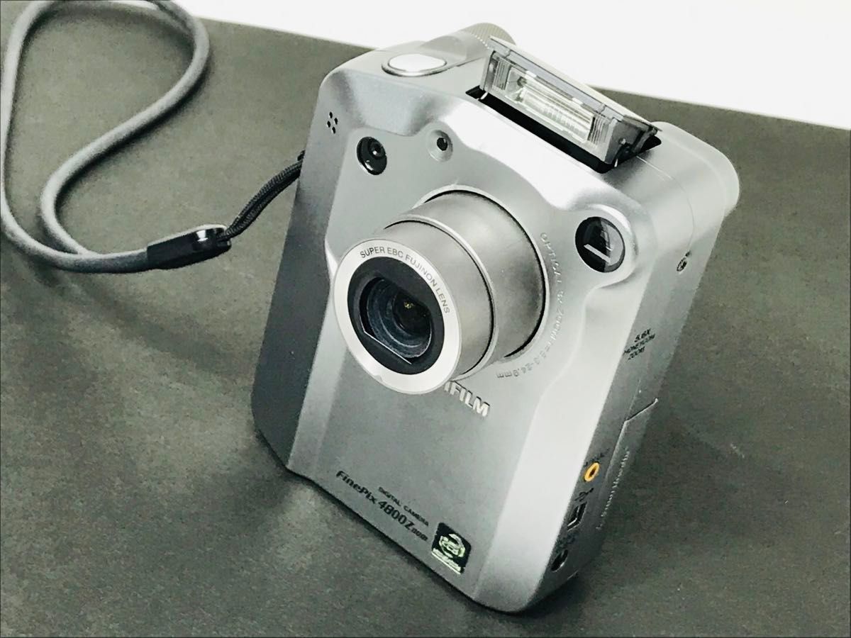 美品 FUJIFILM FinePix 4800Z フジフィルム デジタルカメラ 美品 FUJIFILM FinePix 4800Z フジフィルム デジタルカメラ
