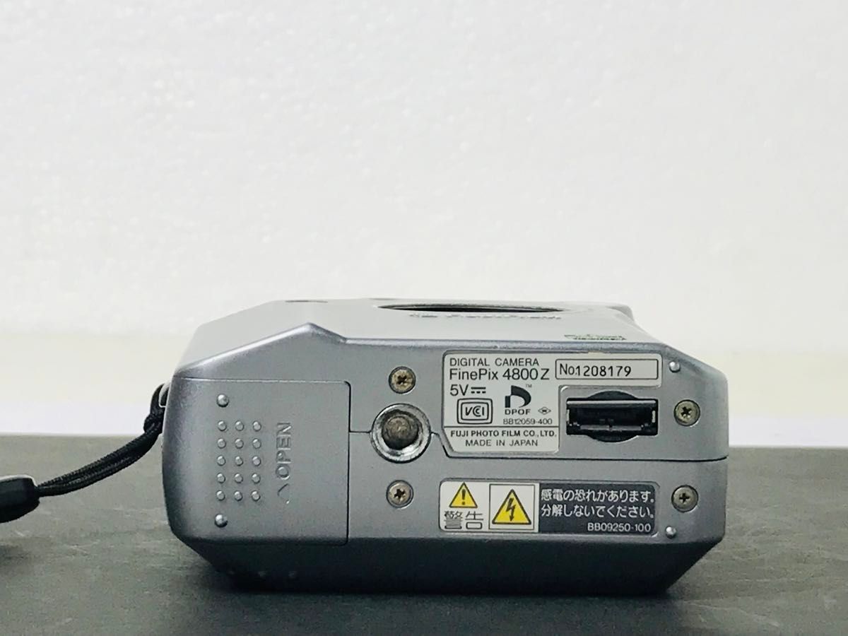 美品 FUJIFILM FinePix 4800Z フジフィルム デジタルカメラ 美品 FUJIFILM FinePix 4800Z フジフィルム デジタルカメラ