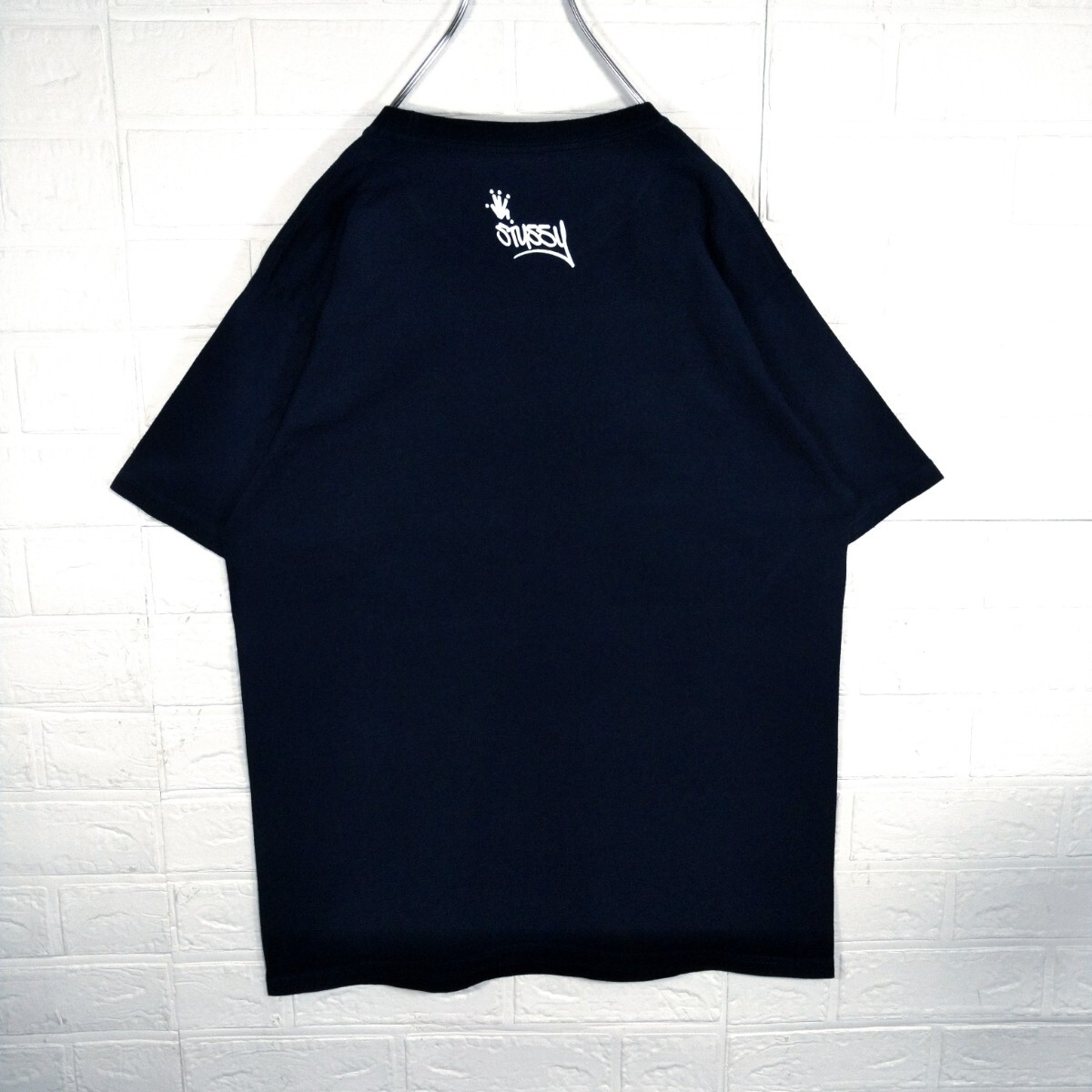 【STUSSY】8ボール　グラフィティアートデザイン　Tシャツ