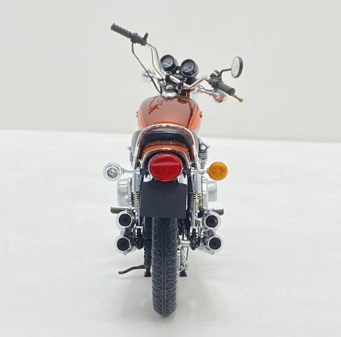 【中古】本体のみ/破損有)ミニチャンプス KAWASAKI z1 900 1972[240095209872]_画像4