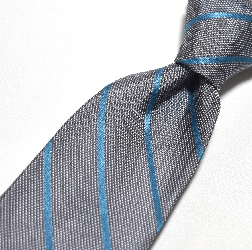 D243* Calvin Klein necktie stripe pattern *