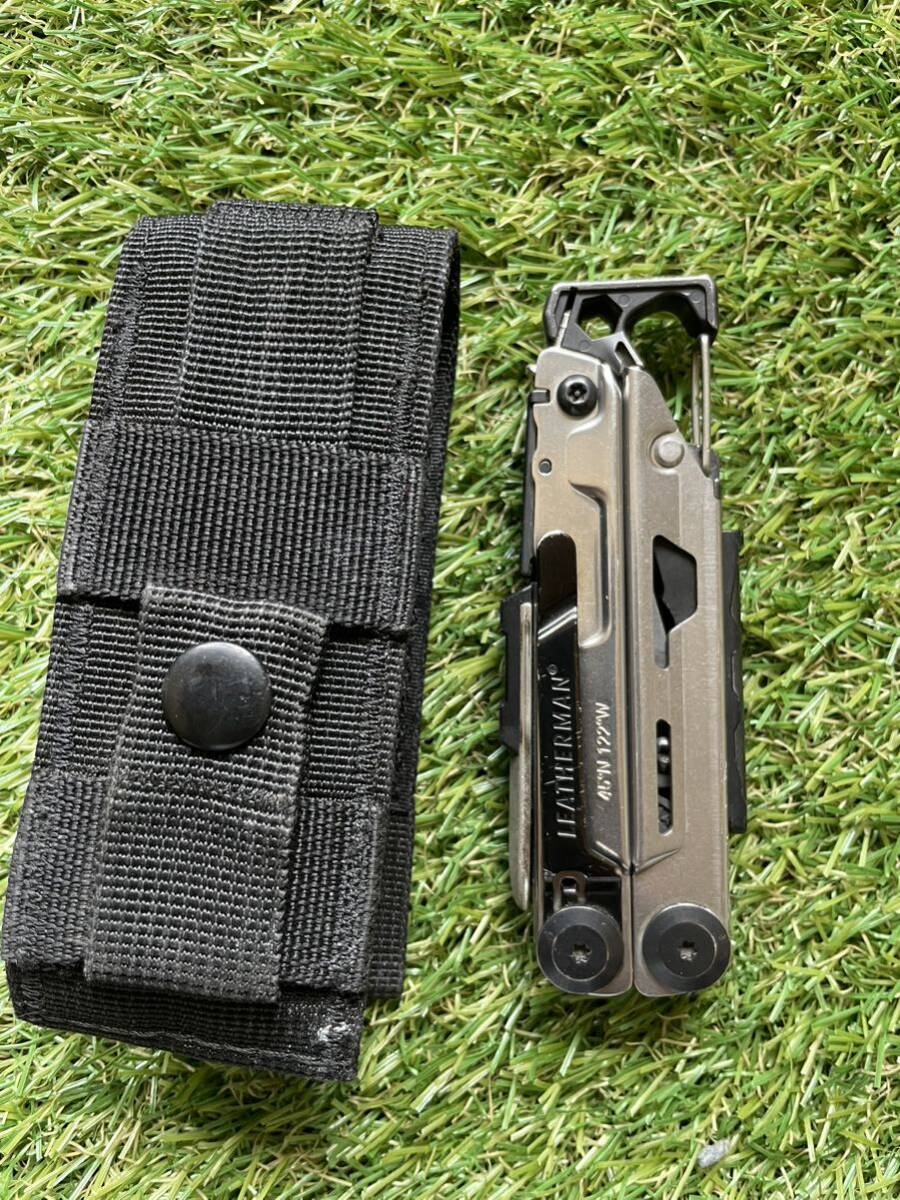 LEATHERMAN SIGNAL Silver 専用MOLLEシース付 マルチツール LEATHERMAN SIGNAL Silver 専用MOLLEシース付 マルチツール