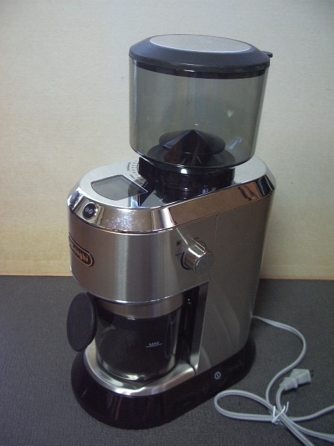 デロンギ　デディカ　コーン式コーヒーグラインダー　DeLonghi DEDICA coffee grinder KG521J_画像3