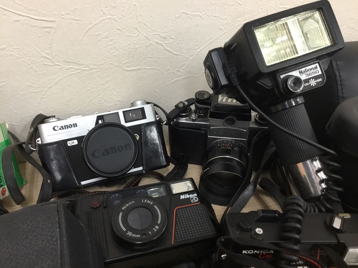 【8087他】カメラ大量まとめ　セット売り　カメラ　ストロボ　　カバーカメラ レンズ フィルムカメラ デジカメ Canon PENTAX Nikon _画像4