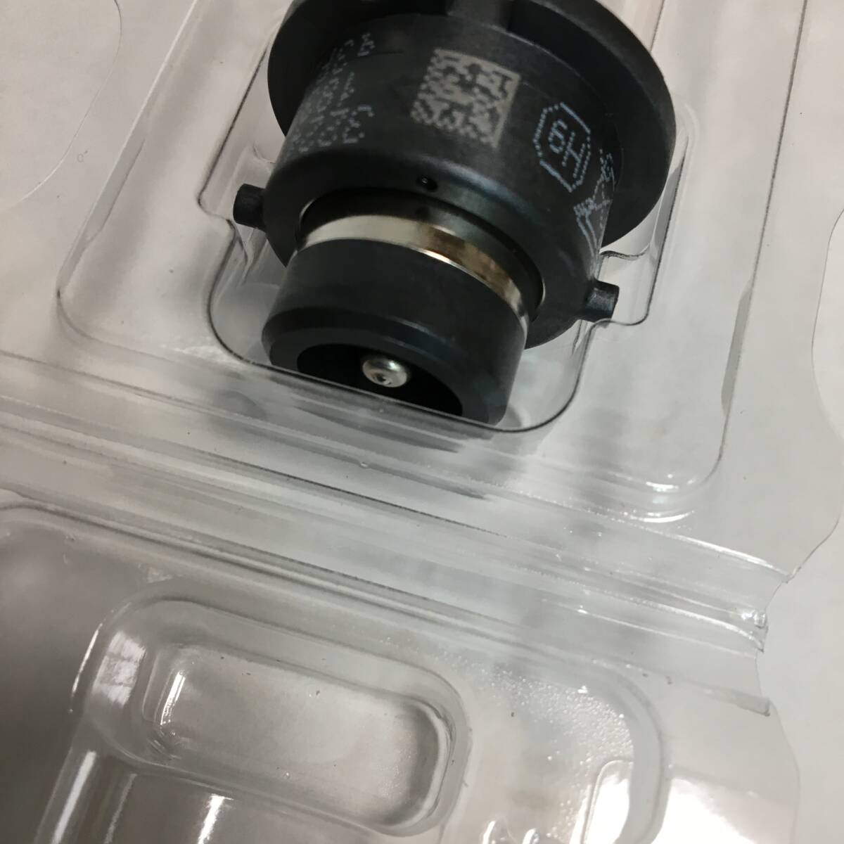 新品 未使用 ２個 HIDバーナー DL07　D2R　85V　35W　STANLEY スタンレー　HIDバルブ_画像4