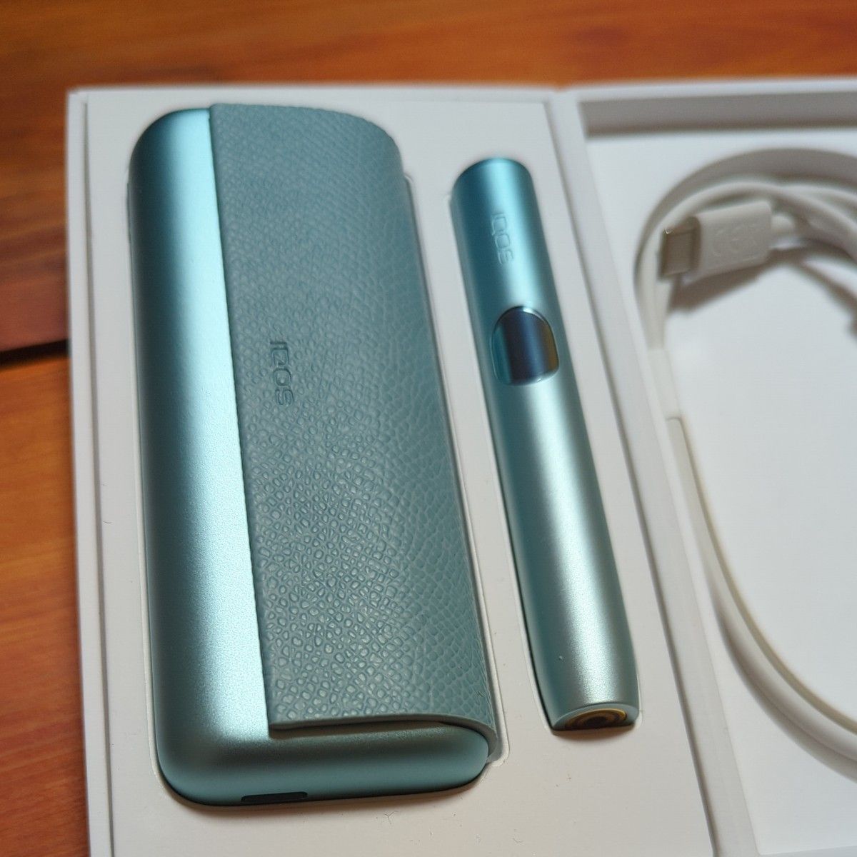 新品同様品】IQOS ILUMA i PRIME ブリーズブルー アイコス 新品同様品】IQOS ILUMA i PRIME ブリーズブルー アイコス