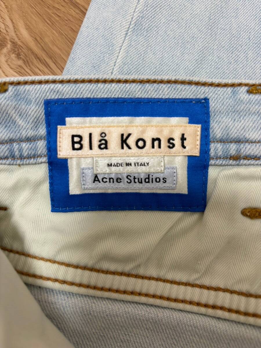 W34☆[ACNE STUDIOS] Bla Konst ブリーチ加工 アイスブルー インディゴデニム 34 メンズ イタリア製 アクネストゥディオズ ブロコンスト_画像3