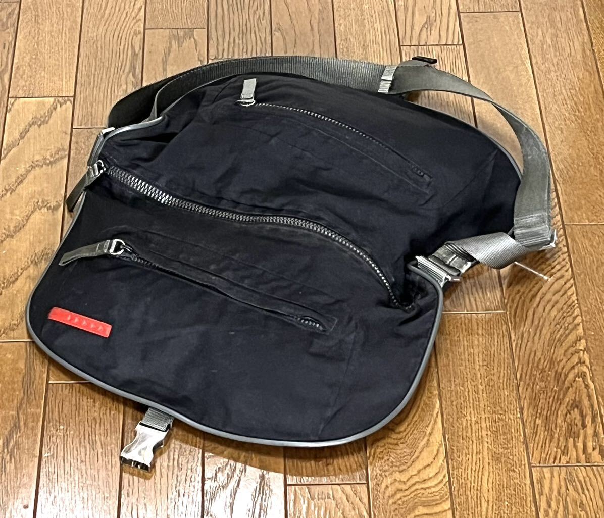 archive 90's 00年 PRADA SPORT ナイロンショルダーバッグ プラダスポーツ ヴィンテージ shoulder bag ブラック グレー ボディーバッグ _画像5