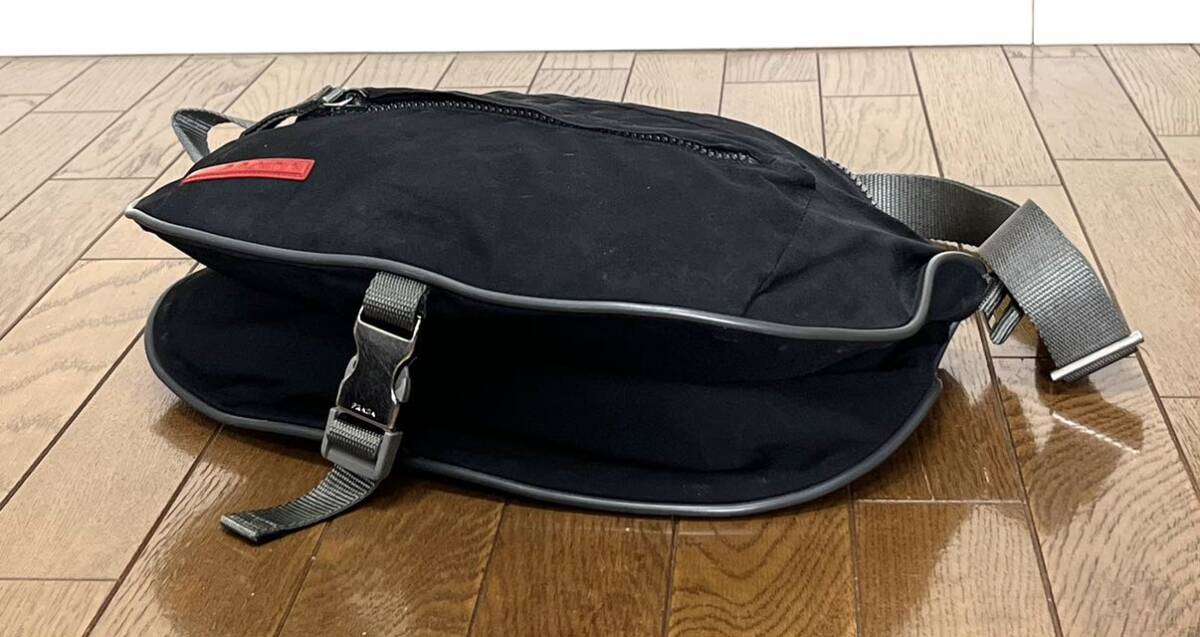 archive 90's 00年 PRADA SPORT ナイロンショルダーバッグ プラダスポーツ ヴィンテージ shoulder bag ブラック グレー ボディーバッグ _画像4