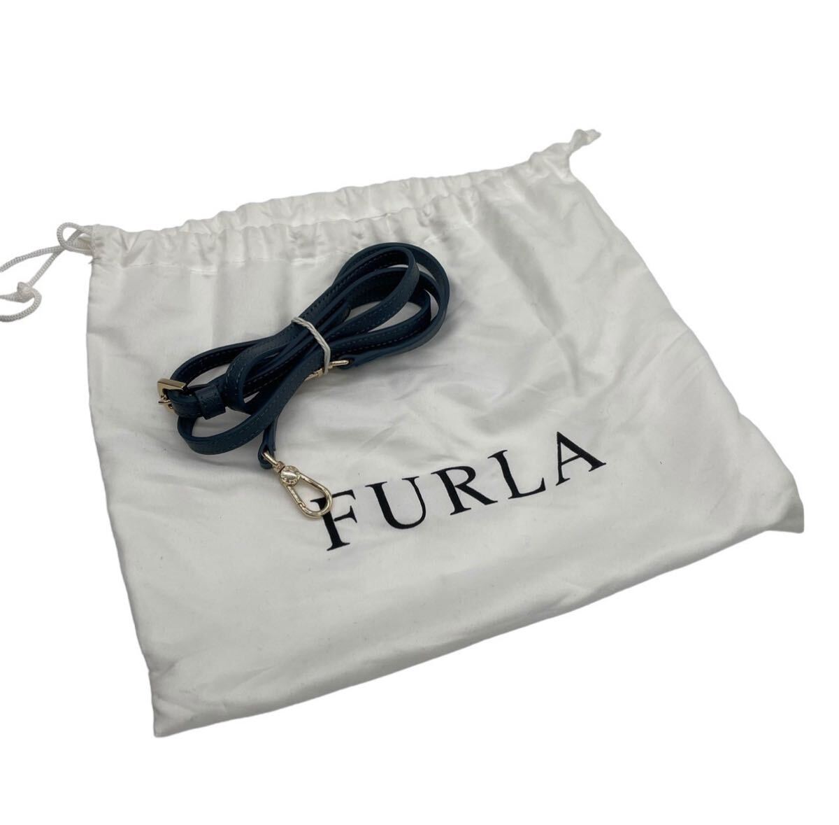 FURLA フルラ パイパー レザー青ブルー ショルダーバッグ 保存袋付き_画像9