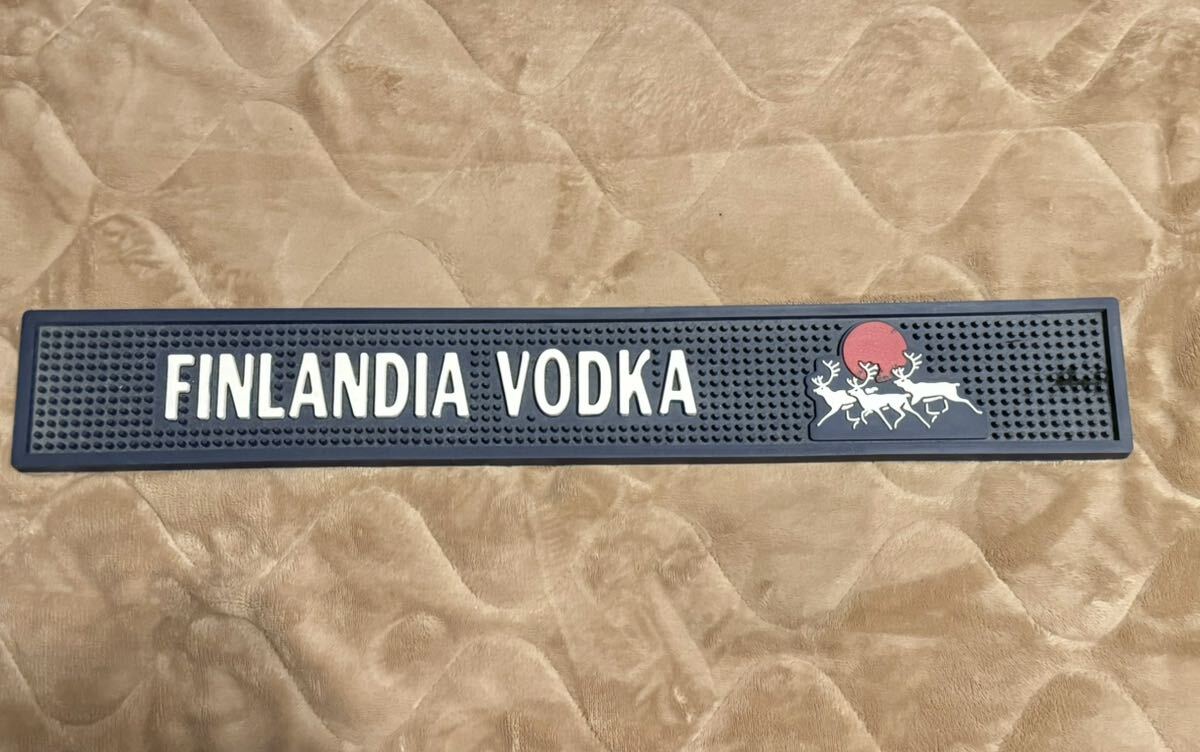 Finlandia Vodka bar mat Suntory whisky Suntory Whisky