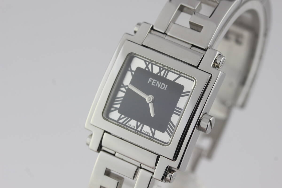 FENDI フェンディ 6000L レディース腕時計の画像1