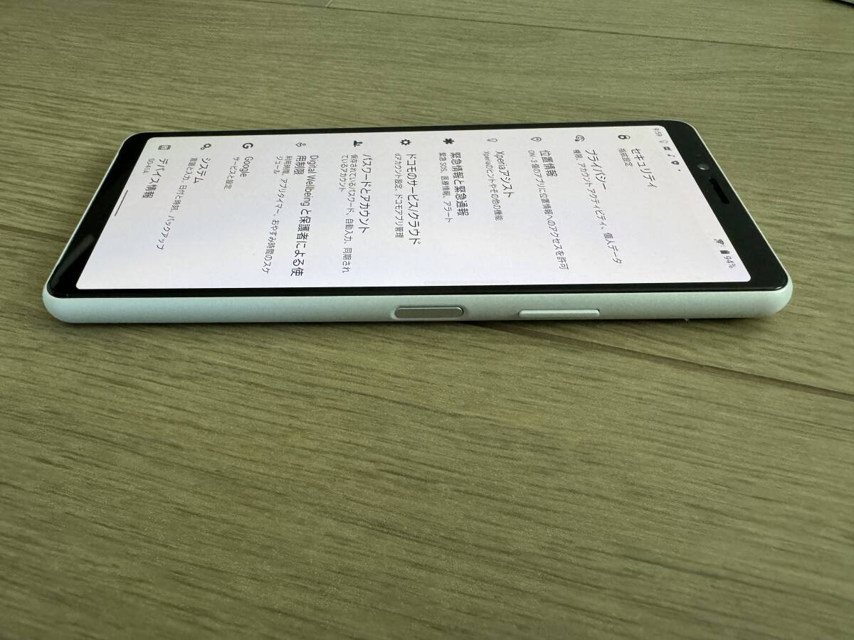  美品 Xperia10 ⅱ so-41A 64GB ドコモ SIMロック解除済 ◯ ホワイト_画像8