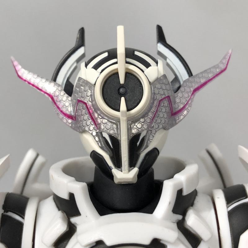 【中古】バンダイ S.H.Figuarts 仮面ライダーエボル ブラックホールフォーム フェーズ4 仮面ライダービルド[240015228401]_画像4