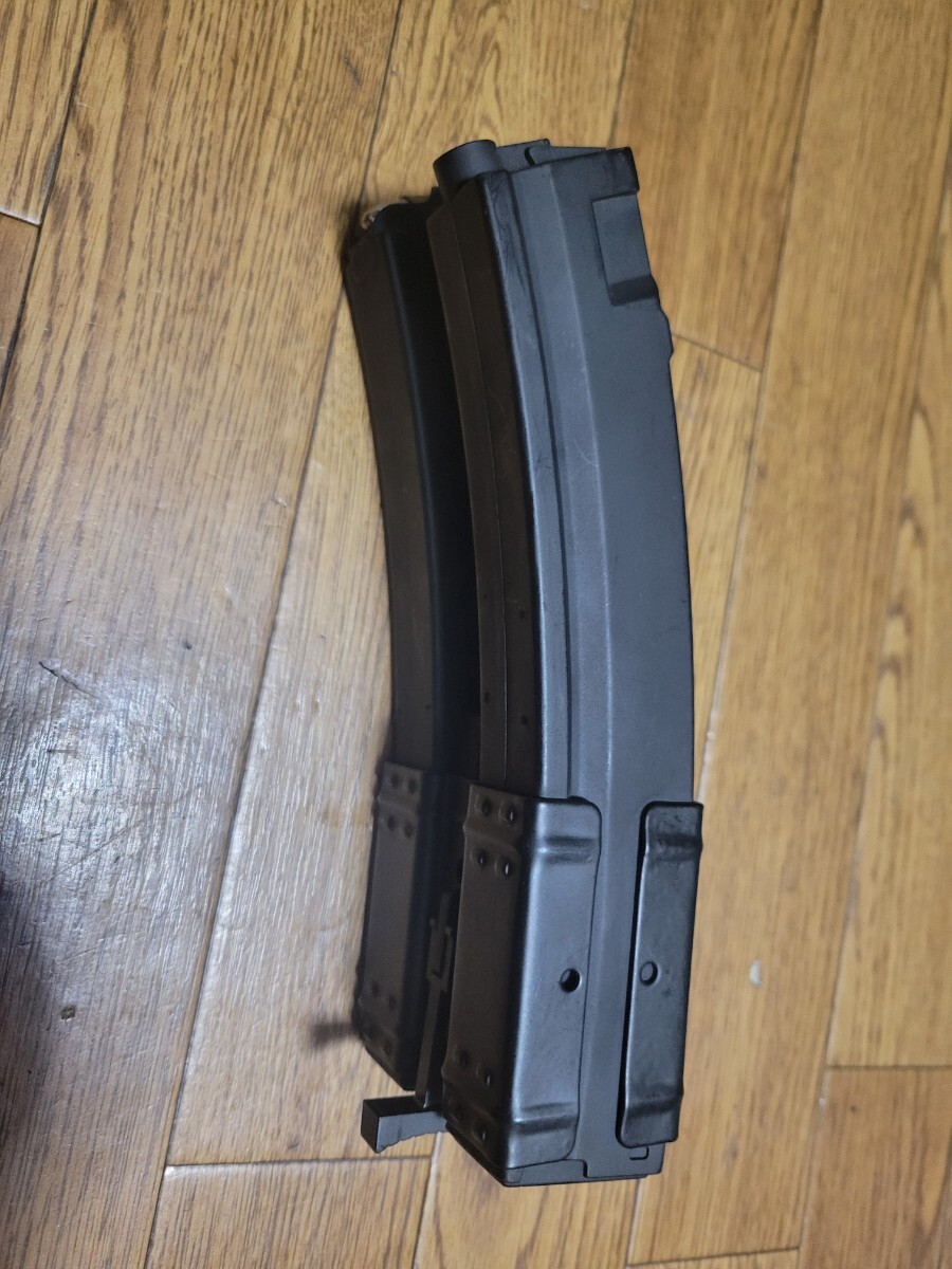 77・メーカー不明 マルイ電動MP5 対応 多弾装マガジン 中古品の画像4
