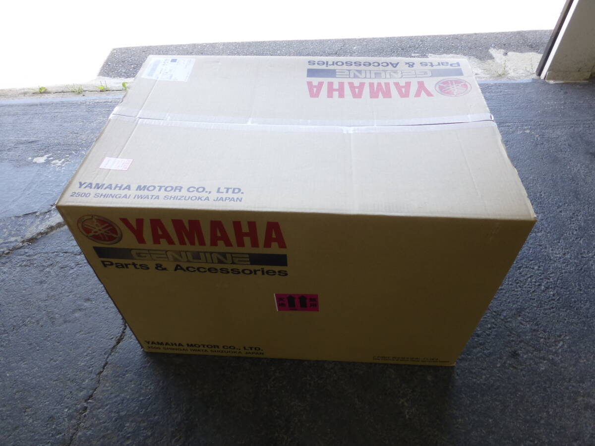 YMAHA Y'S GEAR ワイズギア XSR900 カウルセット ブラック Q5K-YSK-135-S03 未使用_画像4
