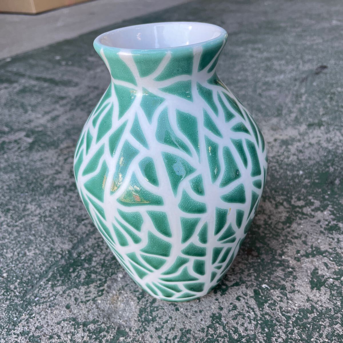 【店G-70】花瓶 花器 フラワーベース 陶器 壺 インテリア 高さ20横13㎝_画像3