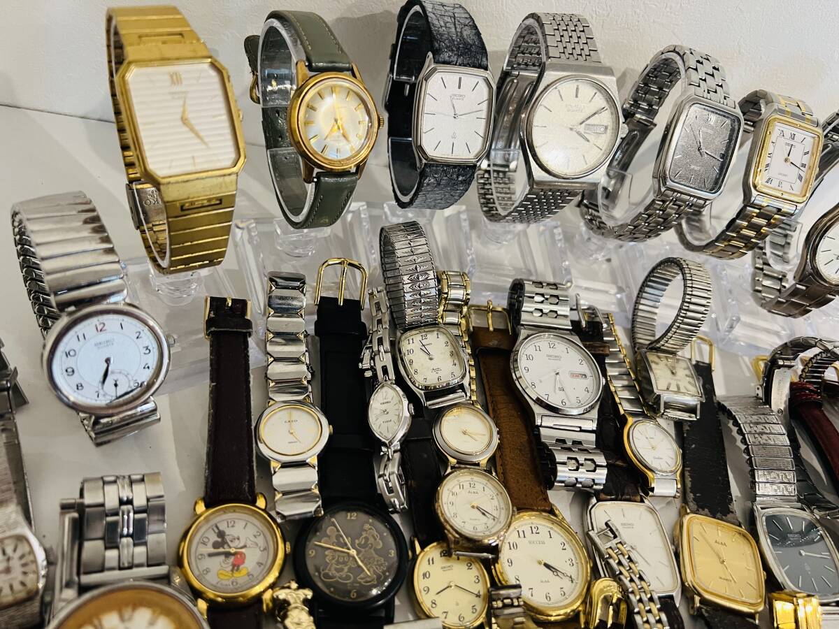 100点以上　SEIKO のみ　SEIKO製品　セイコー　 腕時計　まとめ　セット　大量　クォーツ　時計　手巻　ブランド　ジャンク_画像3
