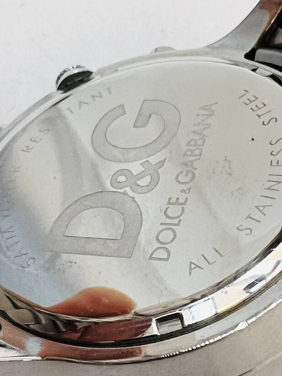 動作未確認　DOLCE＆GABBANA D&G ドルチェ＆ガッバーナ　グレー メンズ　腕時計　_画像4