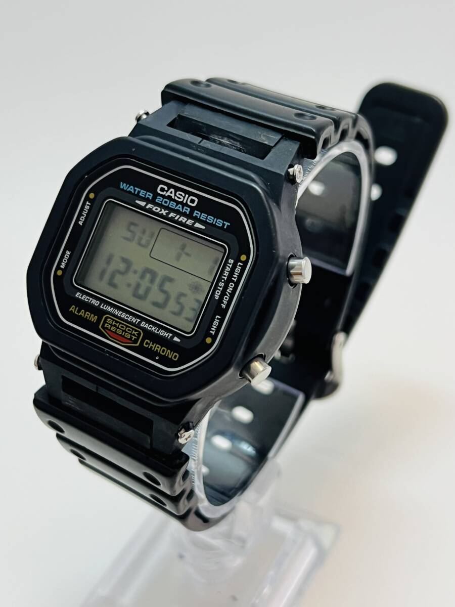動作　CASIO カシオ G-SHOCK DW-5600E クオーツ 腕時計 ジーショック ベゼルなし　電池交換済_画像4