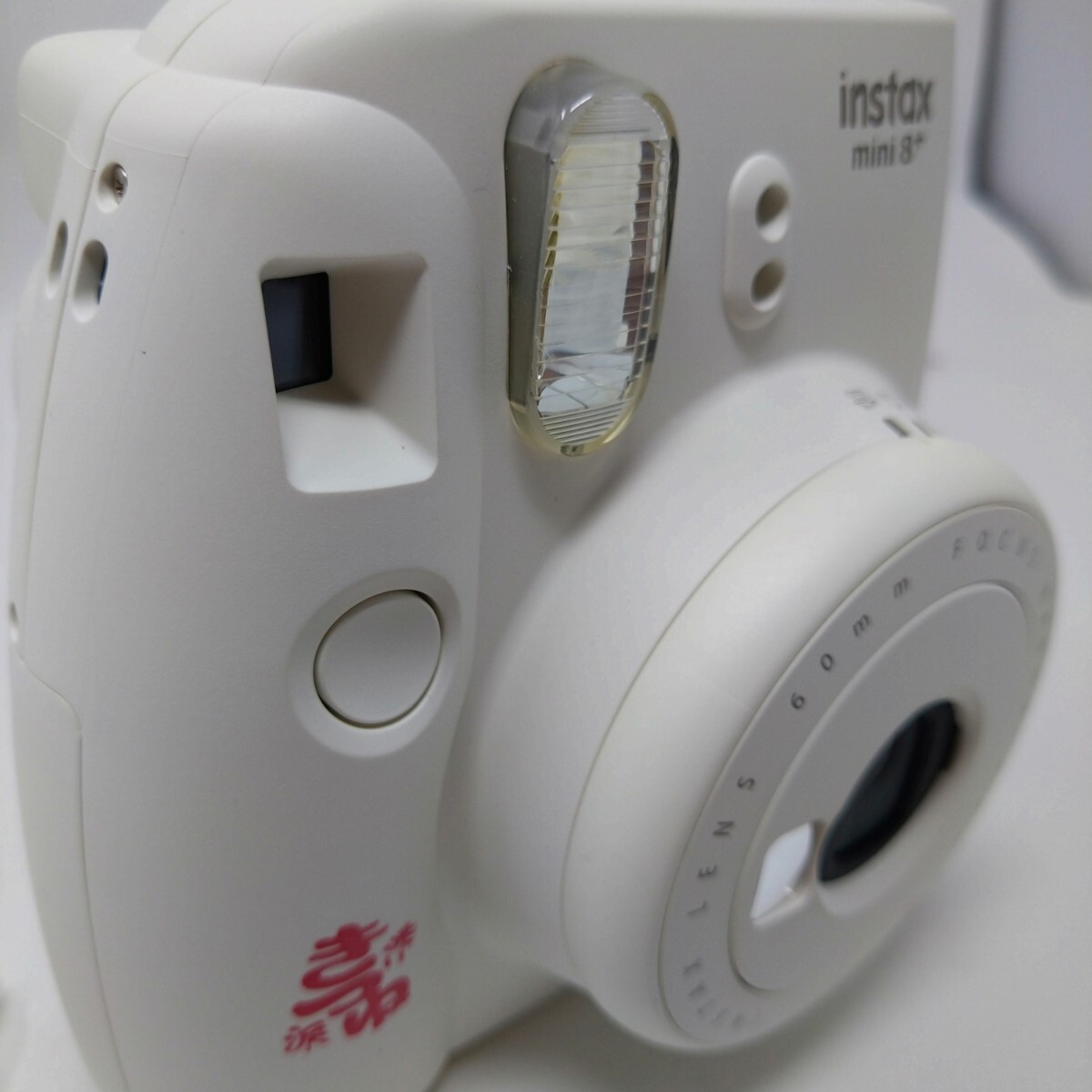 ★送料無料★ FUJIFILM チェキ instax mini8+ ホワイト　未使用品　箱あり　懸賞当選品　非売品_画像6