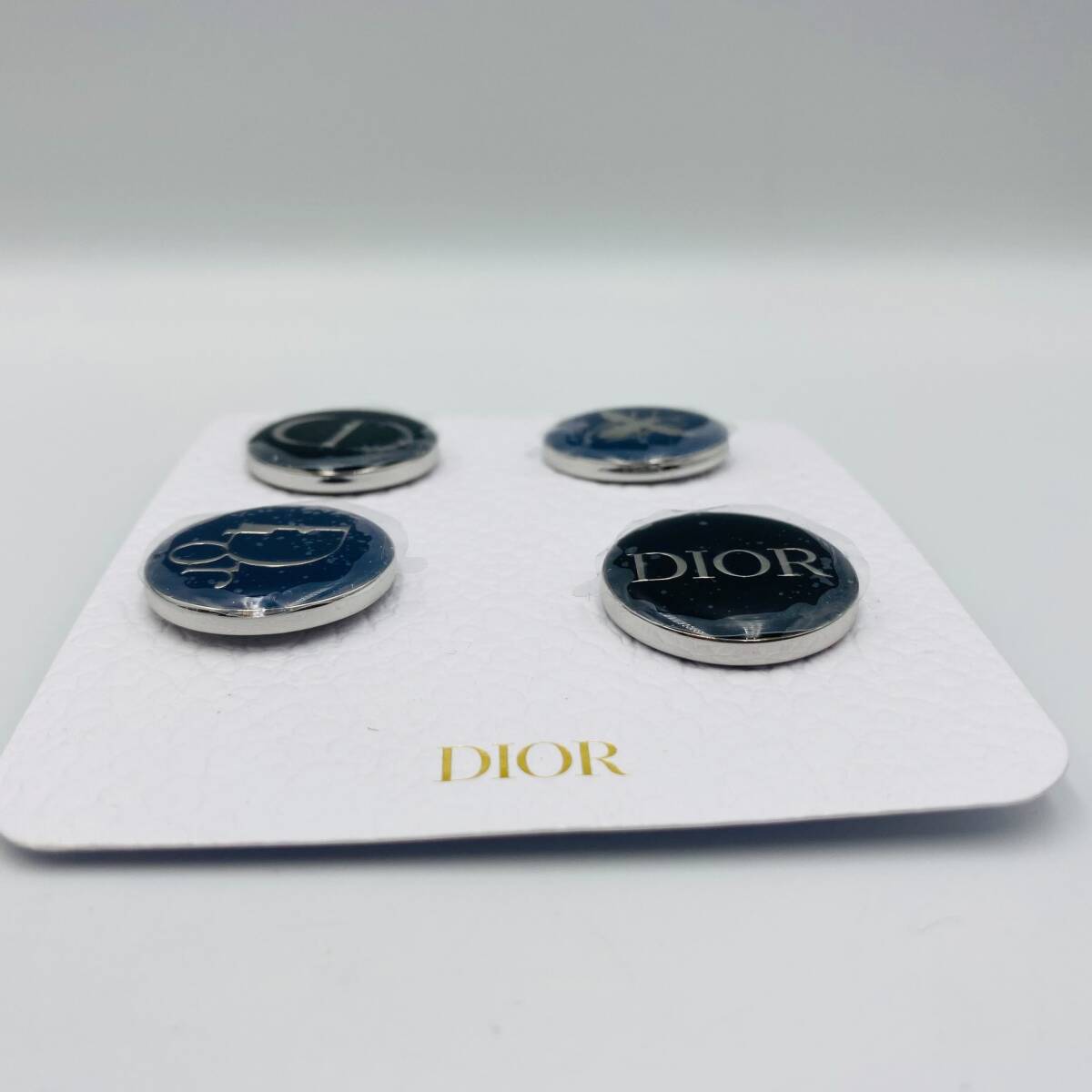 !A79876:Dior Christian Christian Dior брошь значок значок Novelty подарок булавка bachi товары 