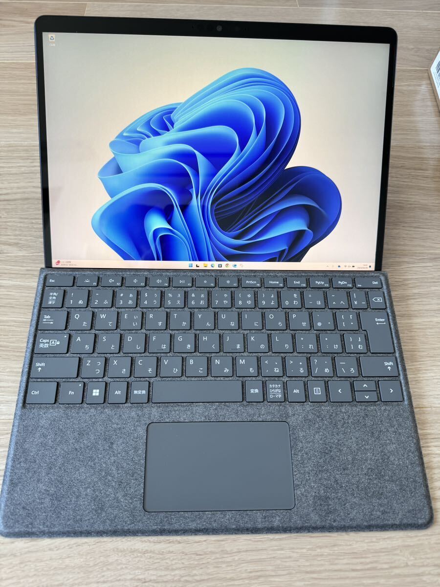  зарядка частота 2 раз Microsoft Surface Pro 8 Core i5-1145G7 8GB 512GB Windows Pro graphite Signature клавиатура имеется 