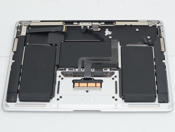 【1円スタート】Apple MacBook Air M1 2020 シルバー 2560x1600 A2337 EMC3598 ロジックボード欠品の画像7