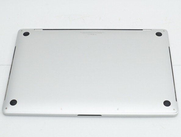 【1円スタート】Apple MacBook Pro 16インチ 2019 シルバー 3072x1920 A2141 EMC3347 ロジックボード欠品_画像6