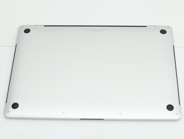 【1円スタート】Apple MacBook Pro 16インチ 2019 シルバー 3072x1920 A2141 EMC3347 ロジックボード欠品_画像6