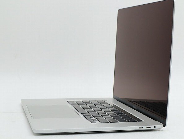 【1円スタート】Apple MacBook Pro 16インチ 2019 シルバー 3072x1920 A2141 EMC3347 ロジックボード欠品_画像4