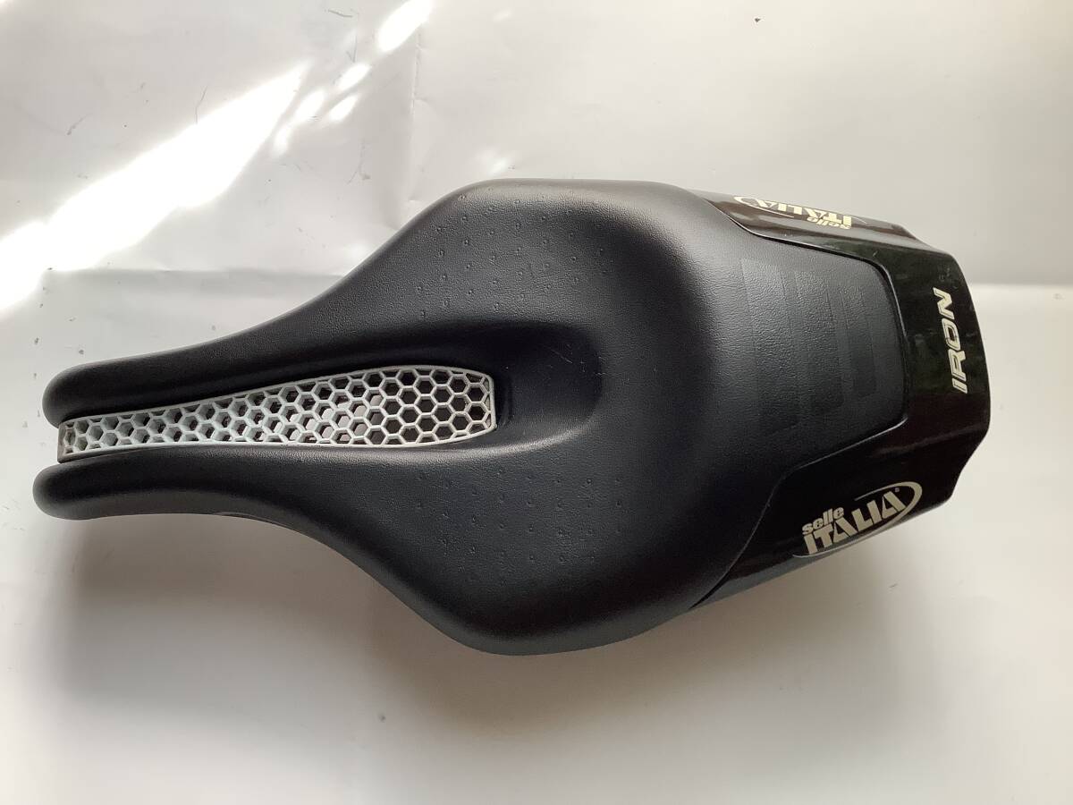 セライタリア　SELLE ITALIA サドル　IRON スモール　幅135mm　Ti316レール_画像3