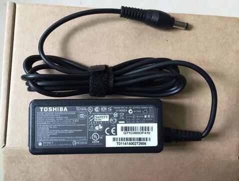 新品 東芝 dynabook T45/33MG PT45-33MSXG T45/33MR PT45-33MSXR 電源 ACアダプター 45W 充電器 ACコード付属_画像1