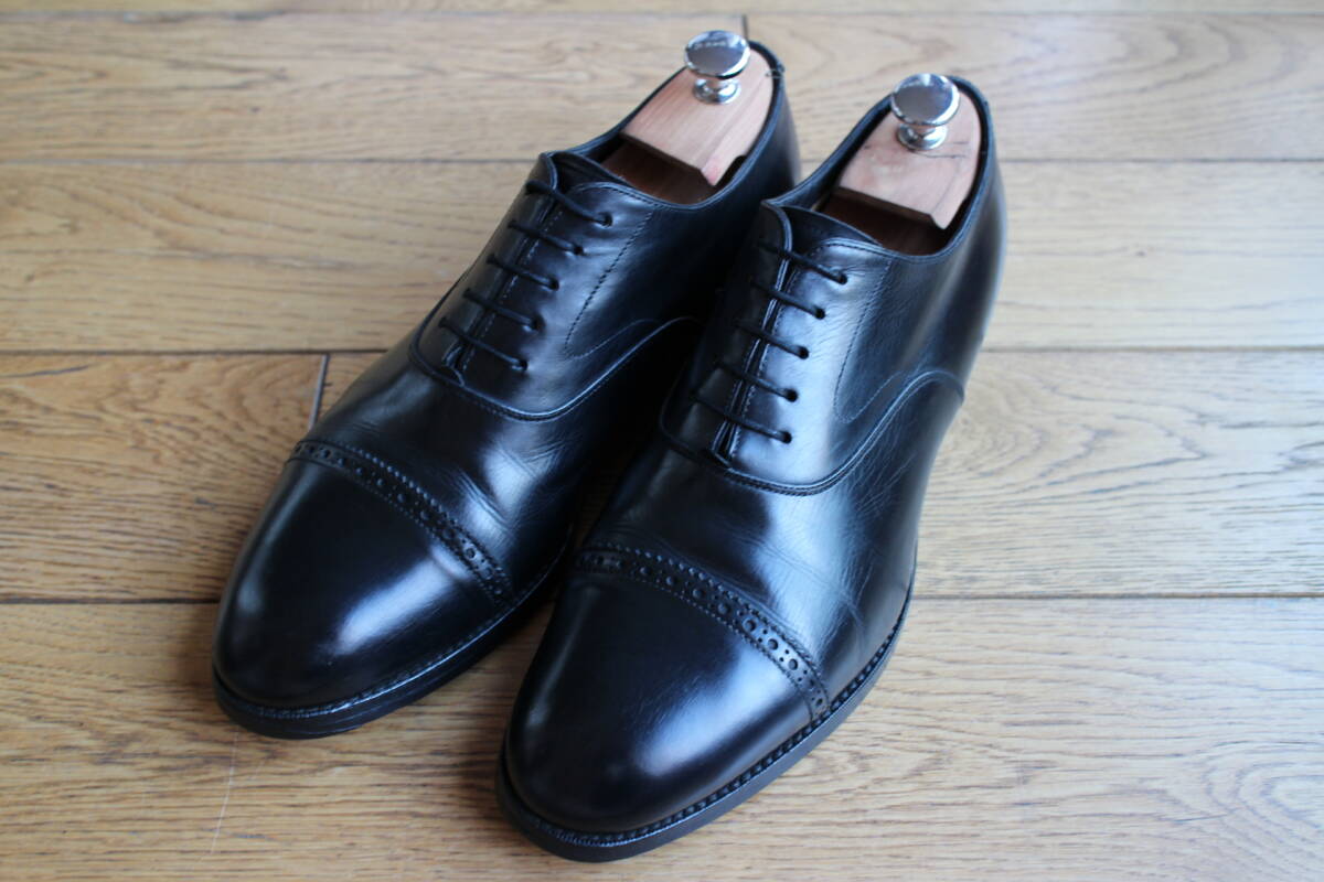 【定価11万円・格安出品】イタリア製 USED SANTONI パンチドキャップトゥ_画像1