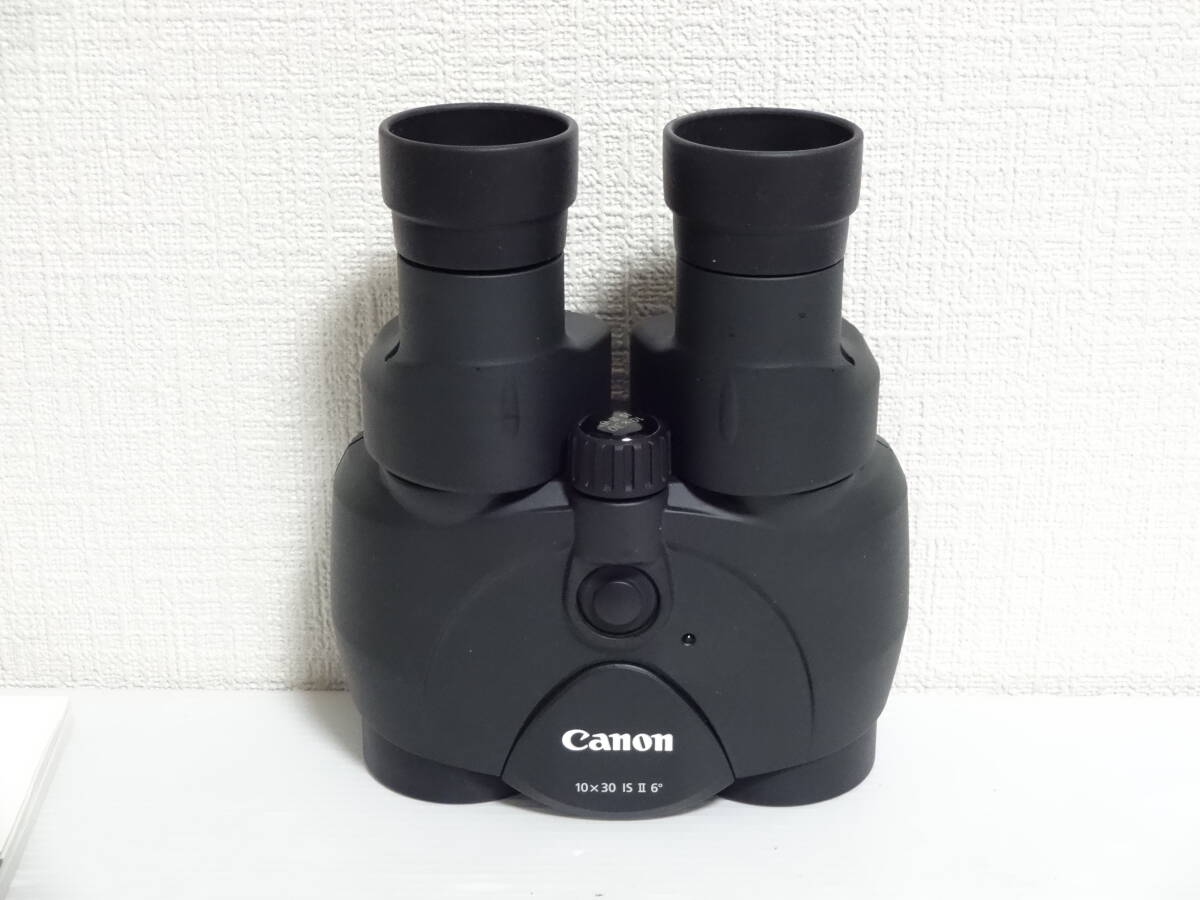 CANON BINOCULARS 10x30 IS II