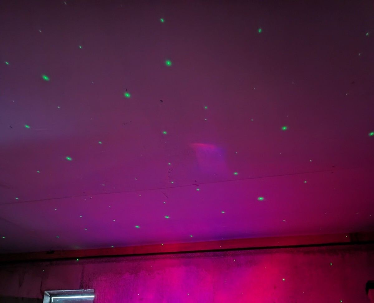 家庭用 プラネタリウム スタープロジェクター 星空ライト ベッドサイドランプ 投影ランプ_画像6