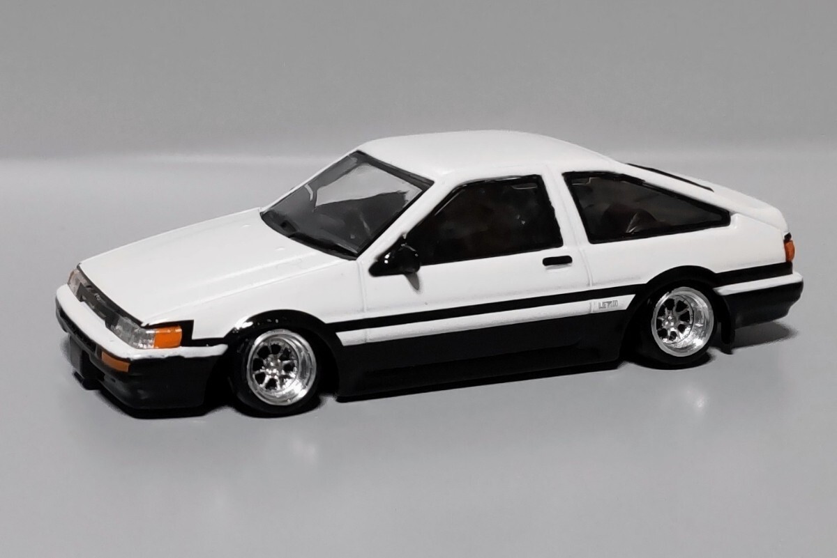 絶版 希少 レア 1/64 トヨタ カローラ レビン AE86 改 深リム ワタナベ シャコタン カスタム 改造 ハチマル ドリフト 走り屋 トレノ JDM _画像2