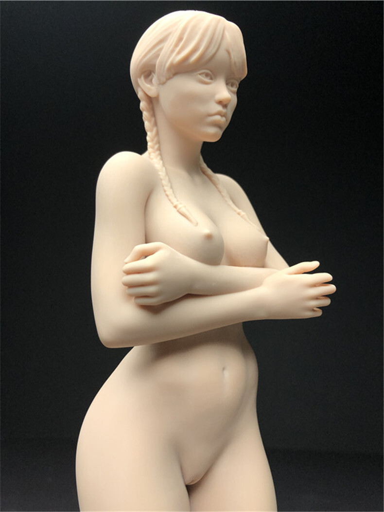 樹脂製　西洋彫り　女神　ヌード　デッサン人形　ポージング　女性　少女　フィギュア　美人　裸婦　仏像　重さ約102ｇ_画像2