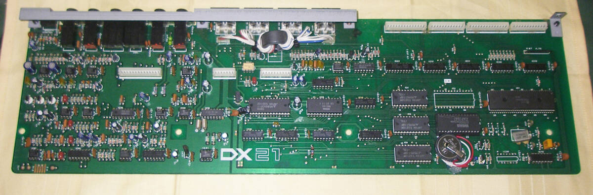 ★YAMAHA DX21 Motherboard★OK!!★MADE in JAPAN★_画像1