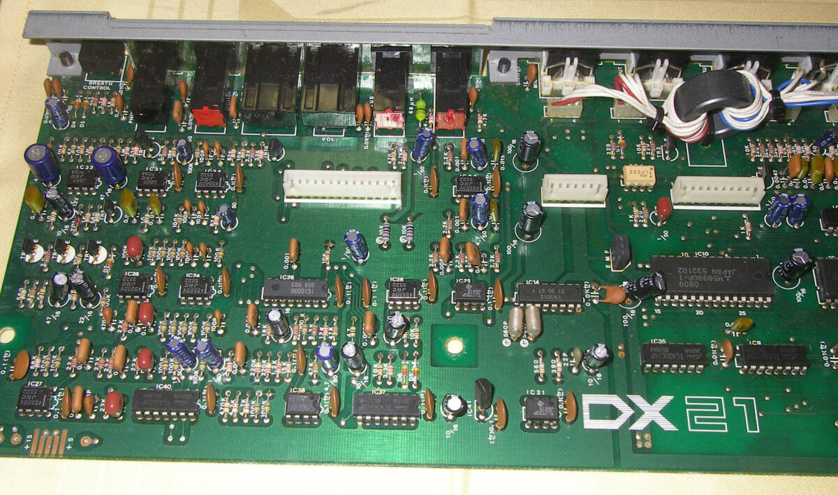 ★YAMAHA DX21 Motherboard★OK!!★MADE in JAPAN★_画像3