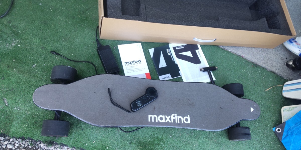 5915円 現状渡し品 電動スケートボード 電動スケボー MAXFIND 5915円 現状渡し品 電動スケートボード 電動スケボー MAXFIND