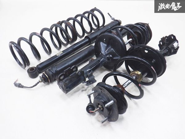 ダイハツ オプティ L800S L810S エアコンコンプレッサー 88320 ダイハツ オプティ L800S L810S エアコンコンプレッサー 88320
