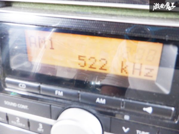 保証付 スズキ純正 クラリオン MH23S ワゴンＲ スティングレー CD デッキ プレーヤー 棚D1の画像4