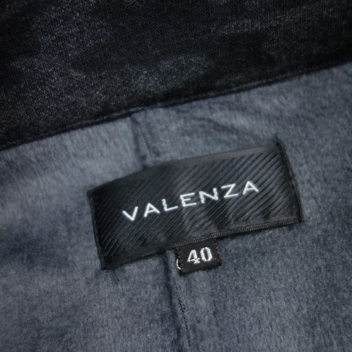 極美品 VALENZA バレンザ 日本製生地 総柄 ラインストーンデザインチェスターコート 40 グレー レディース_画像5