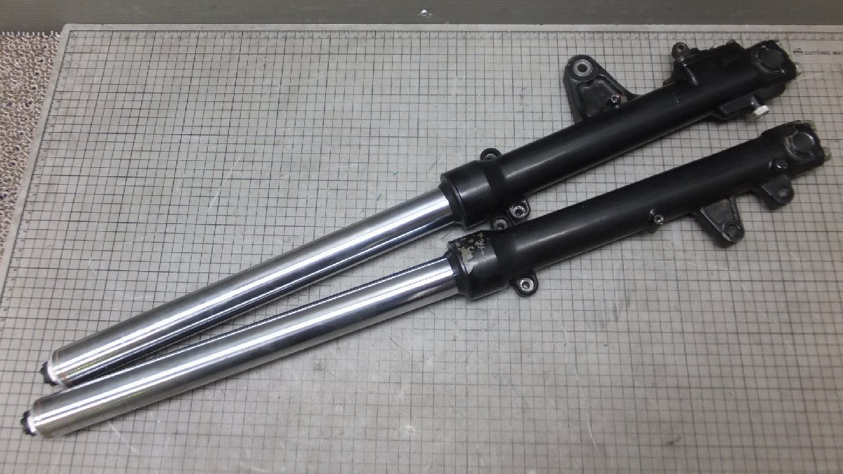 スズキ純正タンクキャップ 44201-33810 GSF1250等 オートバイ スズキ純正タンクキャップ 44201-33810 GSF1250等 オートバイ