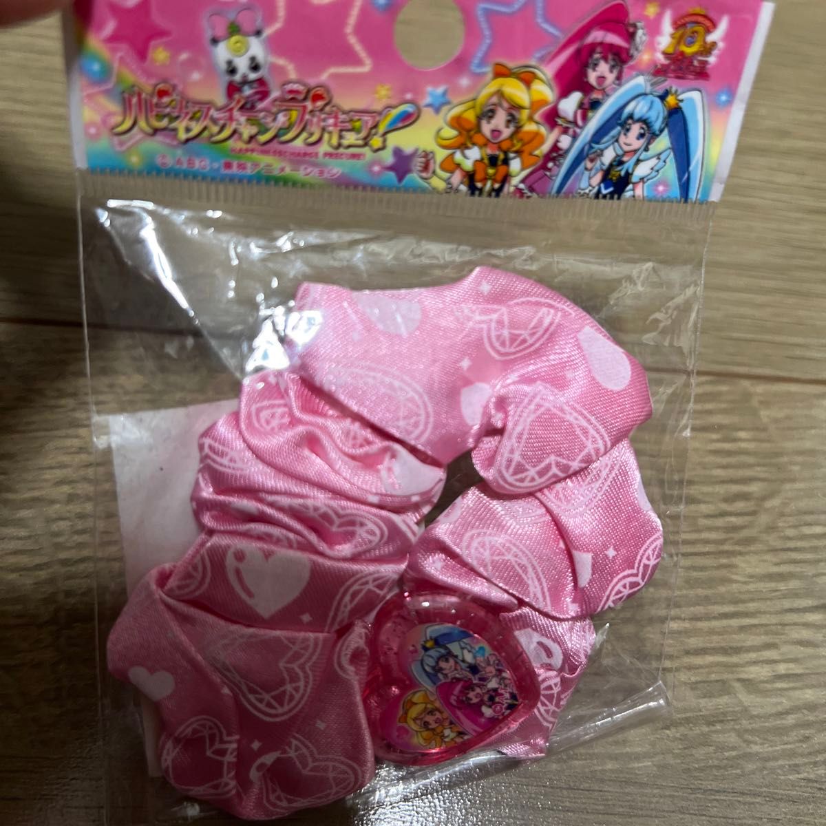 プリキュア  ドでか缶バッジ　ハンカチ　スケットケース　シュシュ　ボディシール　オラフステッカー　新品未使用　キャラクター