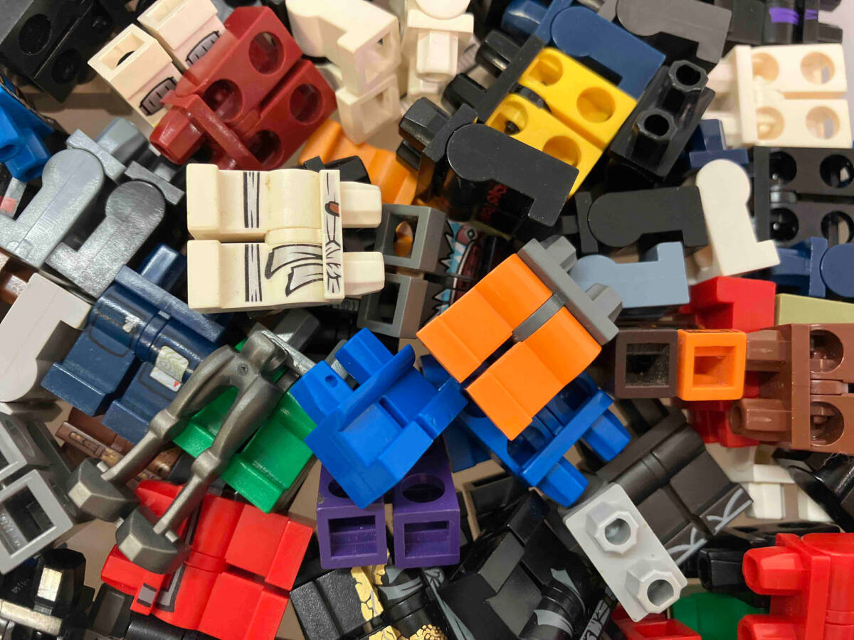 正規品 LEGO レゴ ミニフィグ用 トルソー 体 ボディ 上半身 パーツのみ 大量 100個 まとめ売り ※スターウォーズ ニンジャゴー_画像1