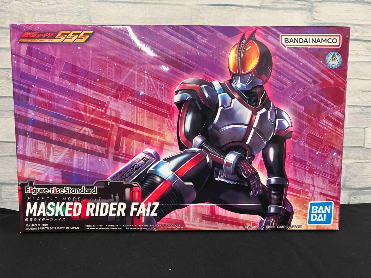 プラモデル バンダイ 仮面ライダーファイズ Figure-rise Standard 「仮面ライダーファイズ」_画像1