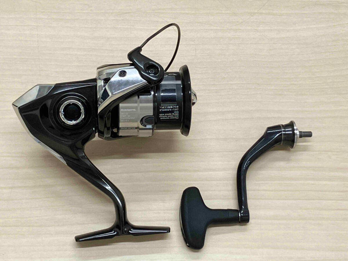 スピニングリール　SHIMANO シマノ 23 VANQUISH 3000MHG ヴァンキッシュ　フィッシング_画像3