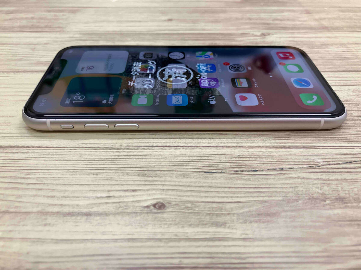 Apple MWLU2J/A iPhone 11 64GB ホワイト SIMロック解済み au_画像5